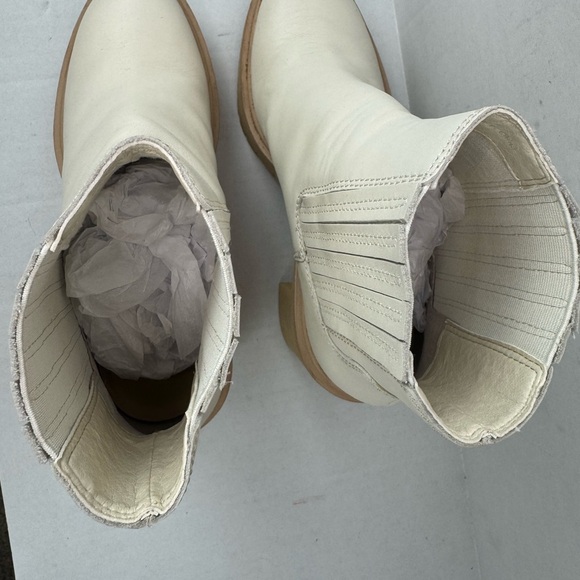 Dolce Vita Women's Caster Size 9Ivory Soft Leather Platform Ankle Boots - Picture 8 of 12